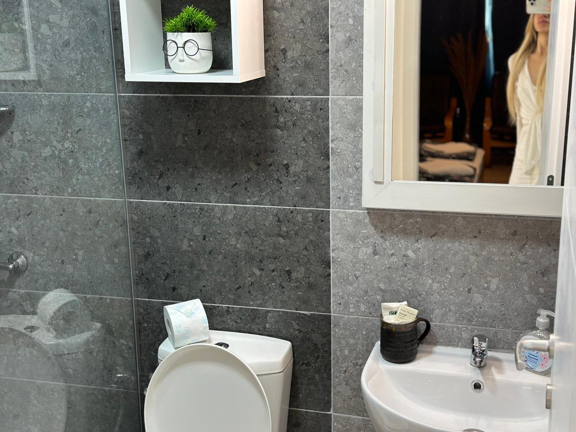 New Garden Apartment Скопье Экстерьер фото